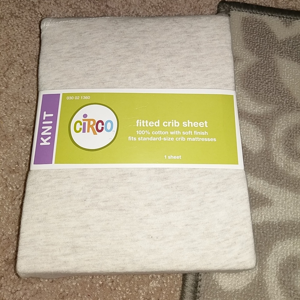 NEW Fitted crib sheets